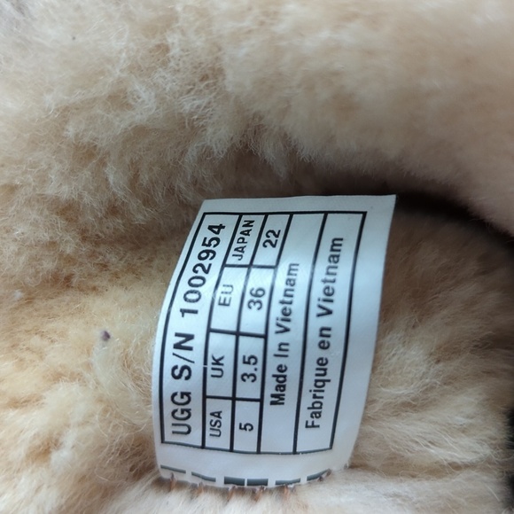 Ugg Bailey Bow Boots Womens Style : 1002954 - Picture 13 of 13